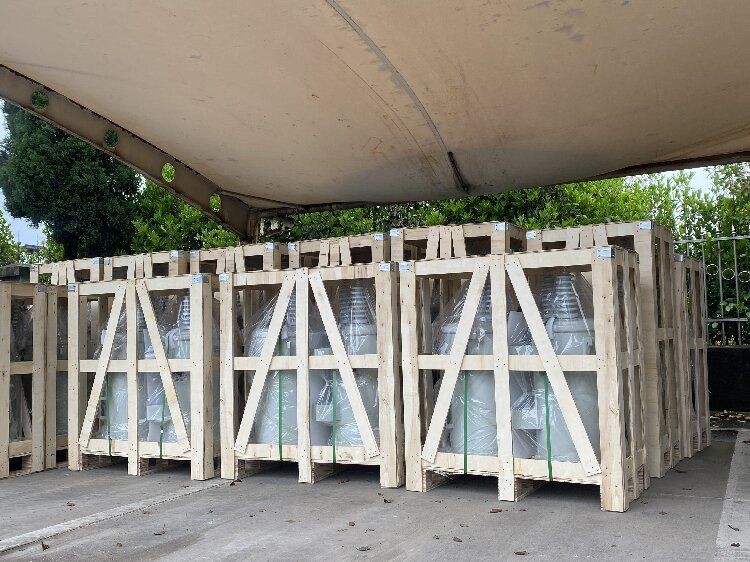 Three Phase Pole Mounted Transformer (1)(001)